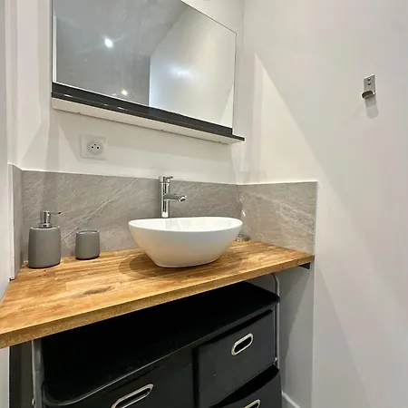 Dolaizon T3 - 70 M2 - 2 Bedrooms Apartment *